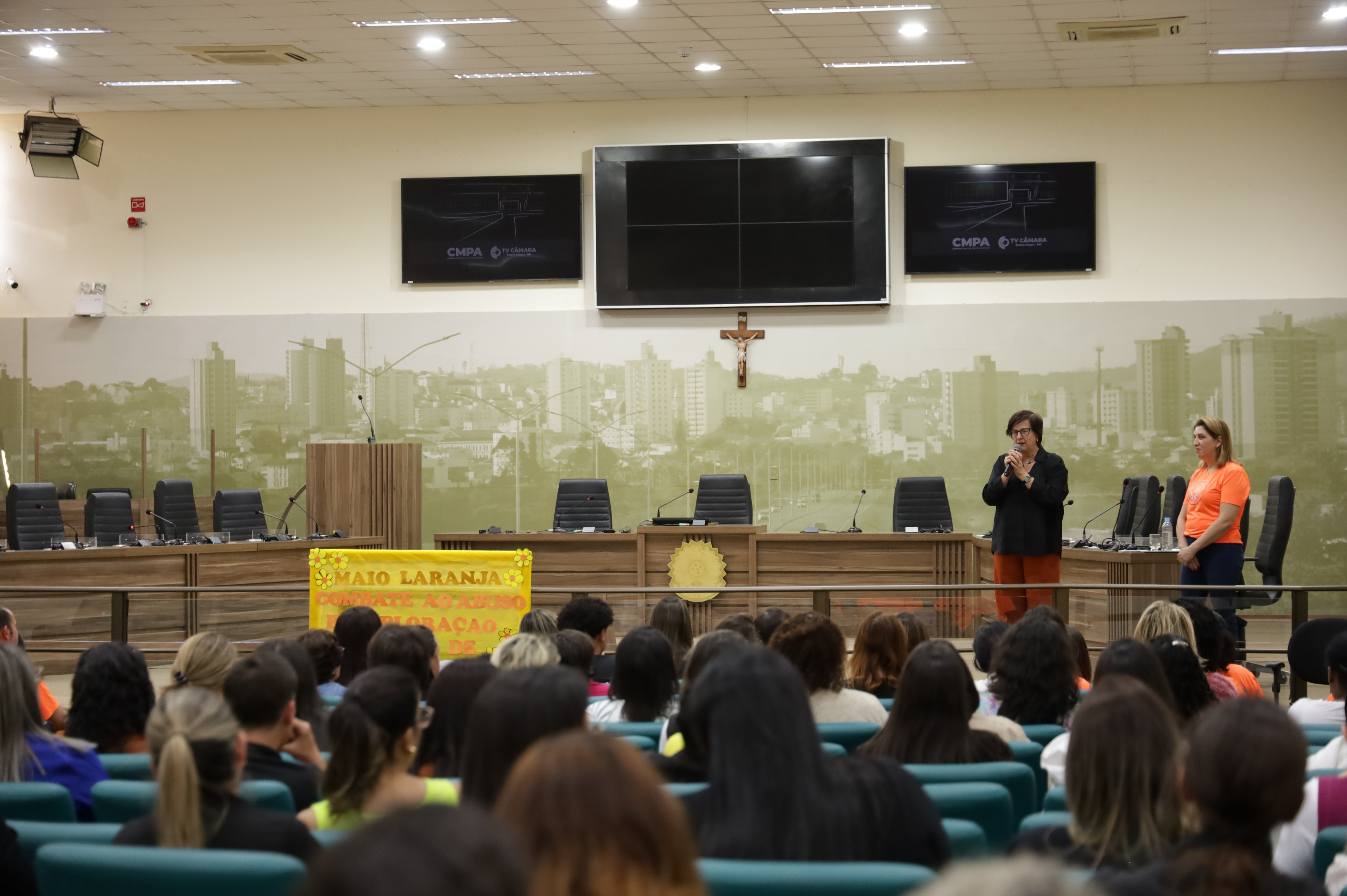 Imagem Noticia: Seminário sobre saúde mental infantojuvenil reforça ações do Maio Laranja em Pouso Alegre