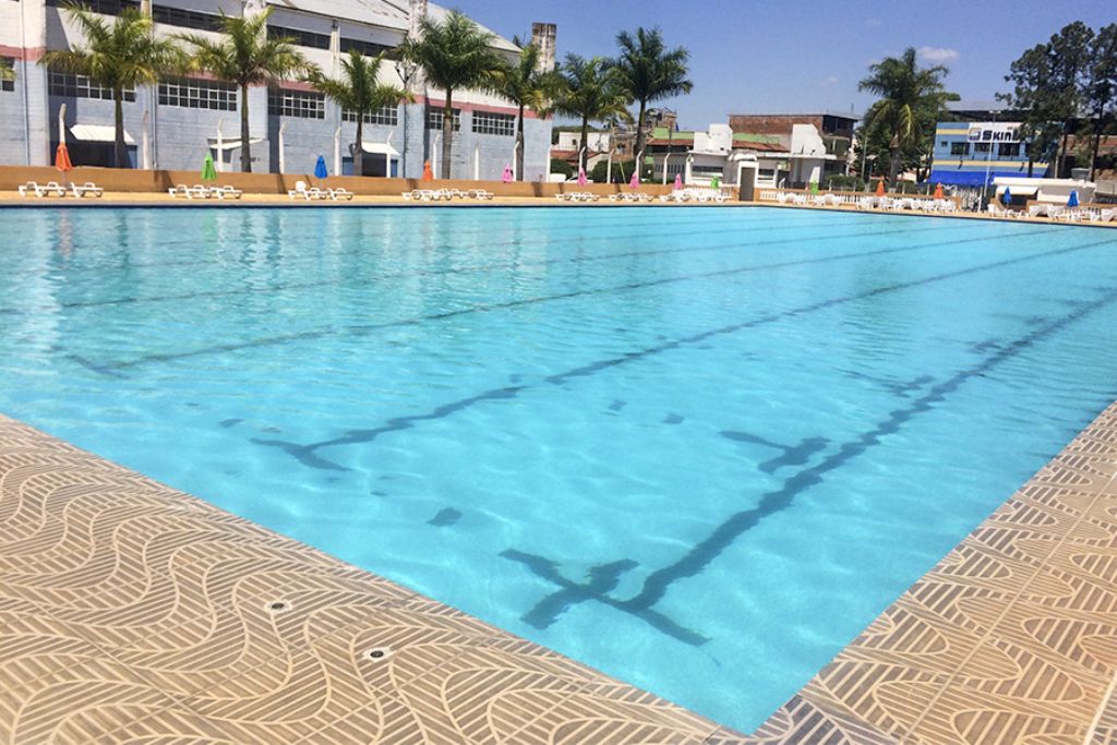 Piscina da Praça de Esportes é reaberta