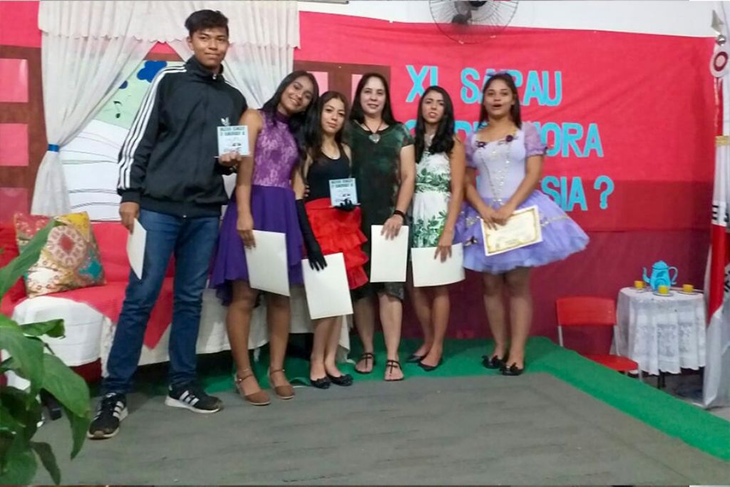 Escola Municipal Pio XII realiza sarau de poesias interpretadas