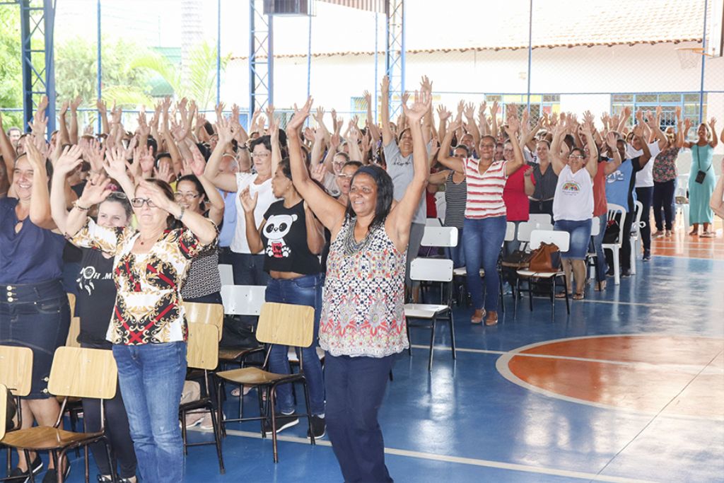 Educação dá boas-vindas aos profissionais do setor administrativo das escolas