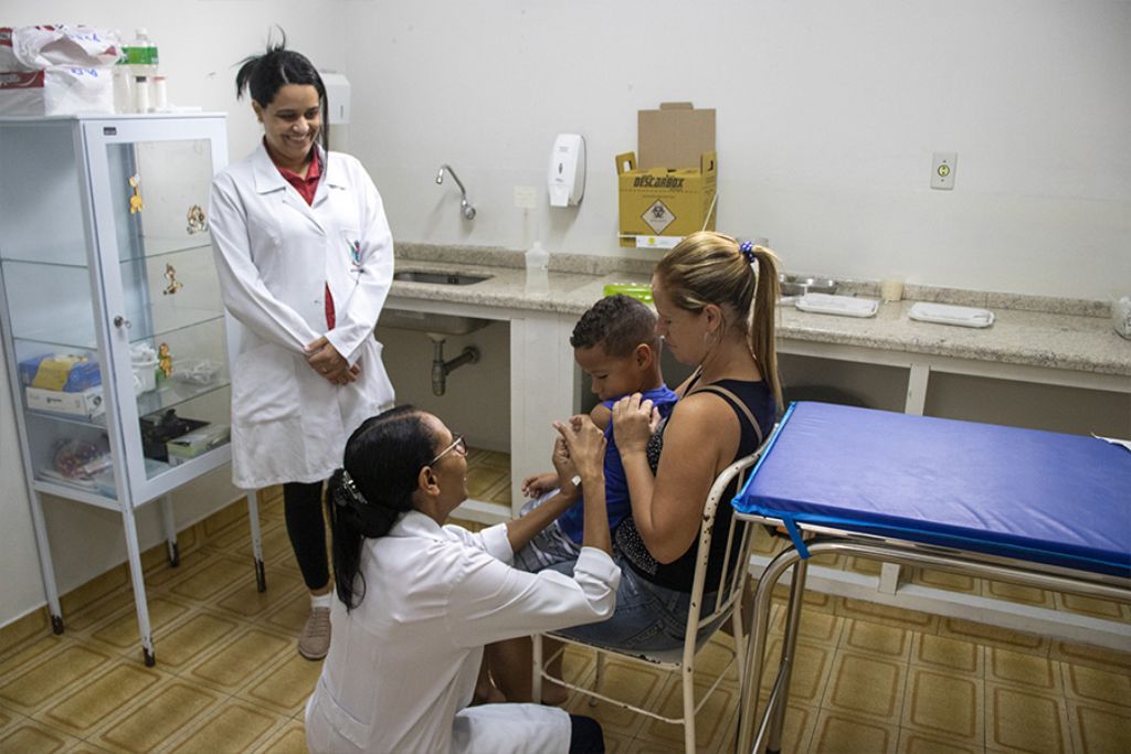 Sala de Vacina tem atendimento aos sábados na unidade central   