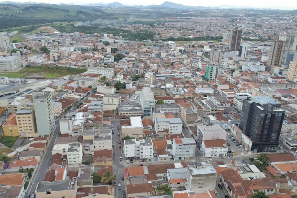 Começa a drenagem do Bairro Primavera para conter inundações no Centro