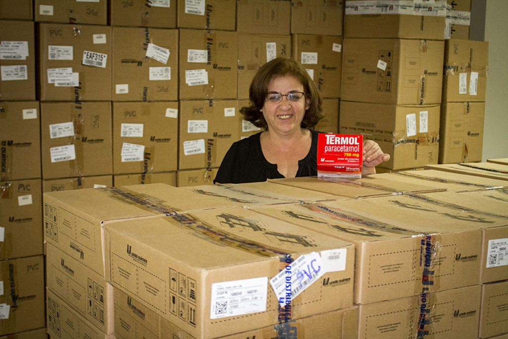 Farmácia Municipal recebe caminhão de remédios doados pela União Química