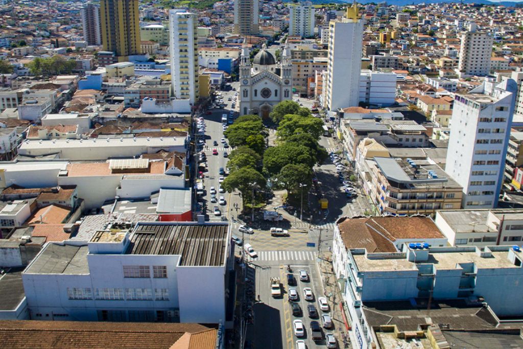 Sexta-feira é feriado em Pouso Alegre e somente serviços essenciais vão funcionarFeriado municipal f