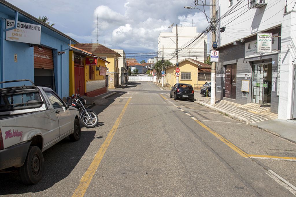 Ruas ficam interditadas em Pouso Alegre para manutenção na rede elétrica