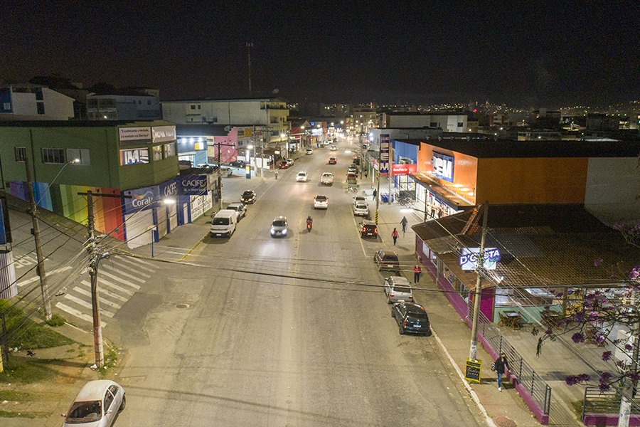 Pouso Alegre conclui a substituição de lâmpadas a vapor de sódio por LED em toda a cidade