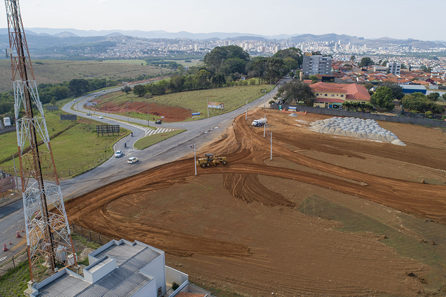 Obras para construção de rotatória entre o Jardim Canadá, Jardim Aureliano e o bairro Santa Rita têm