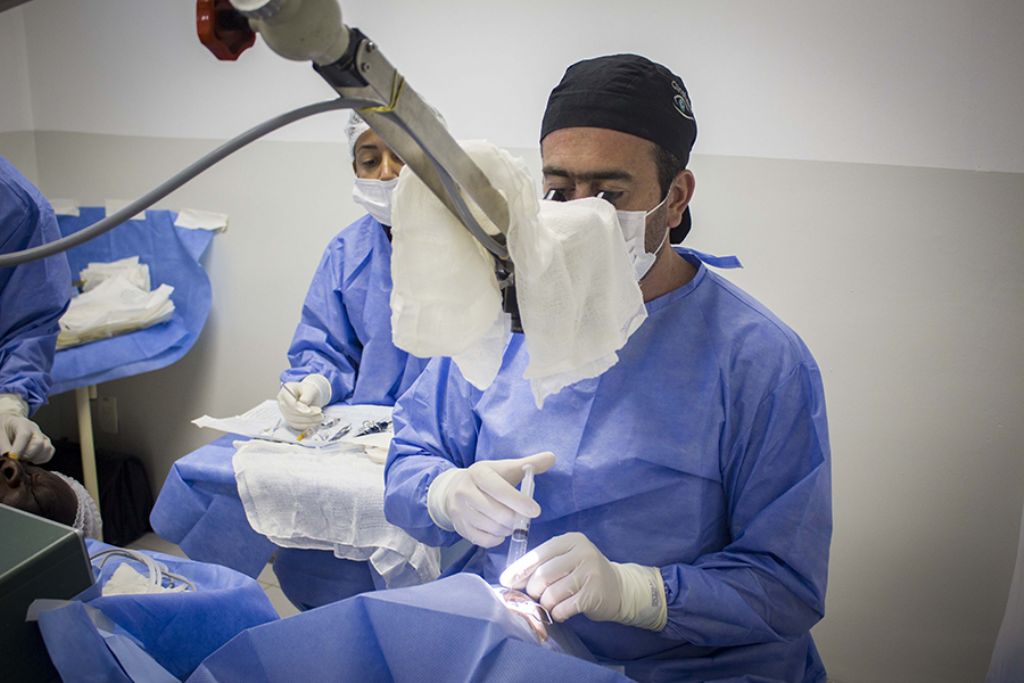 Mais 600 pacientes serão operados de catarata