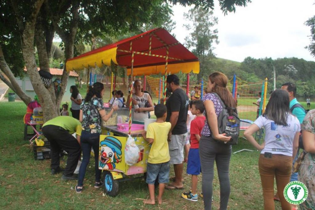 Centenas de pessoas visitam o Horto na programação de férias