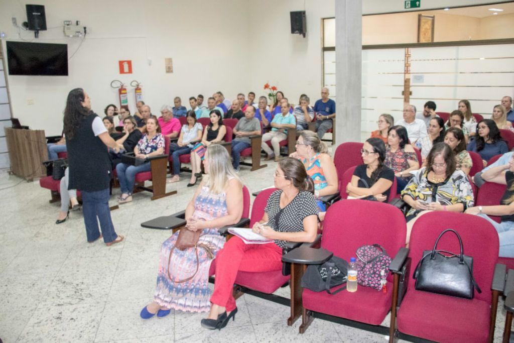 Educação reúne gestores para discutir Projeto Político Pedagógico