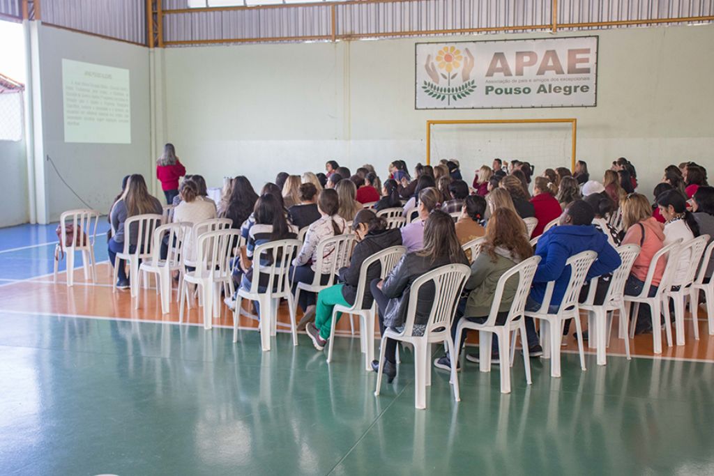 Educação municipal debate inclusão