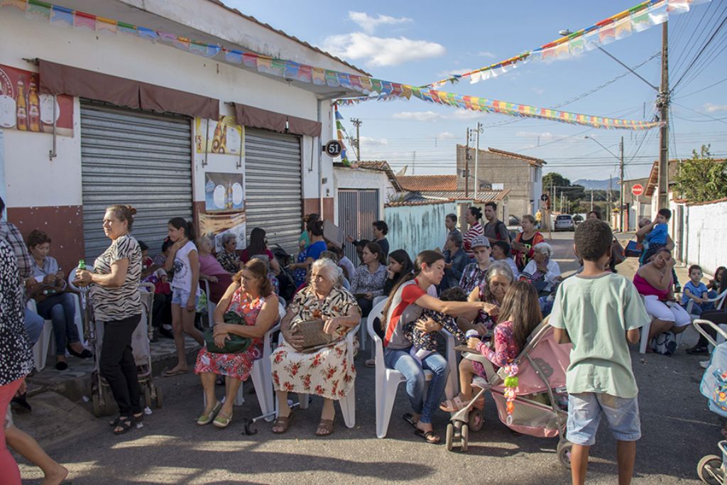 Festa junina estimula convívio social