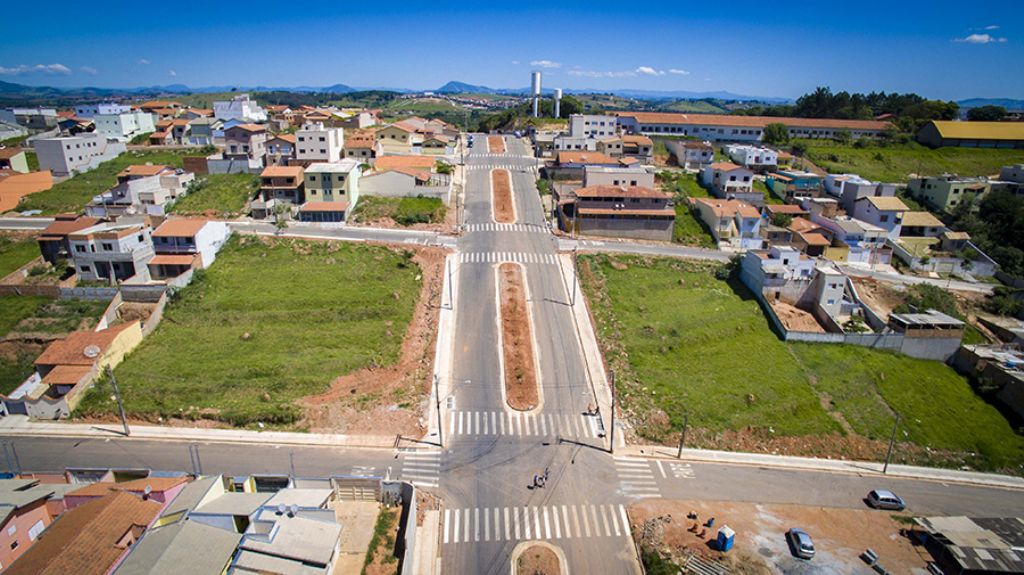 Prefeitura conclui obras paralisadas em administrações anteriores