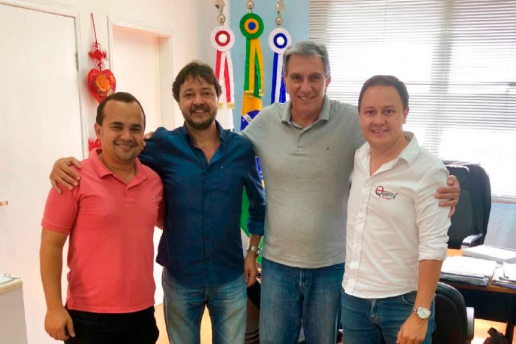 Prefeito recebe empresário do setor de frios