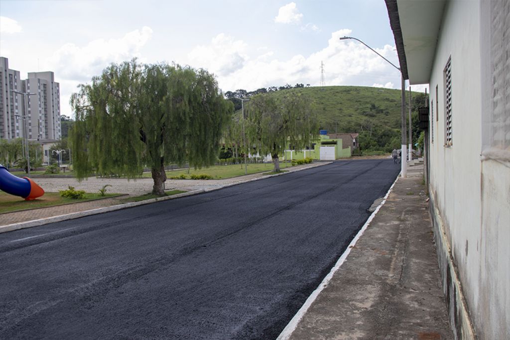 Mais ruas recebem recapeamento no bairro Santo Antonio