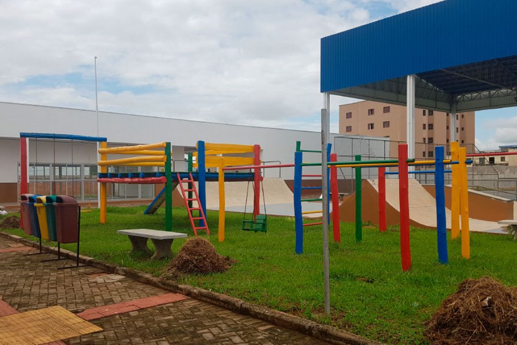 Prefeitura de Pouso Alegre entrega para as escolas novos jogos interativos  - ALÔ ALÔ CIDADE