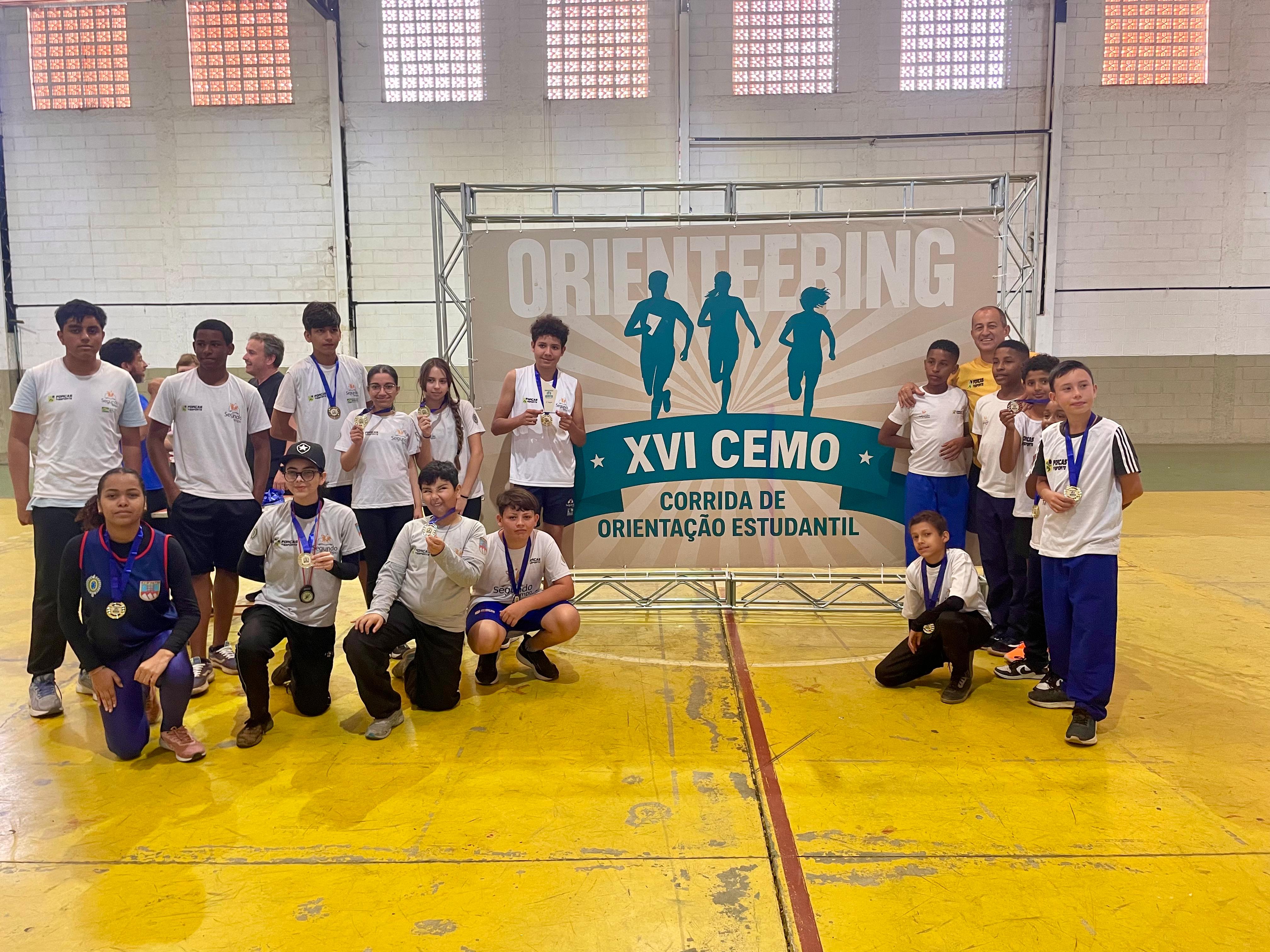 Imagem Noticia: Pouso Alegre brilha no esporte: Adolescentes do SCFV conquistam vice-campeonato no CEMO 2025